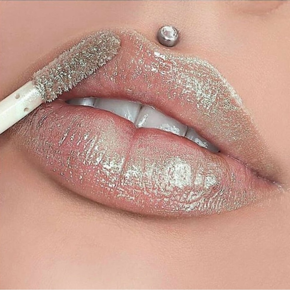 NWT Jeffree Star The Gloss Blood Money” Lip Gloss New In Box